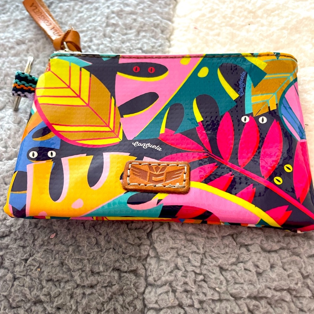 Consuela small coin pouch